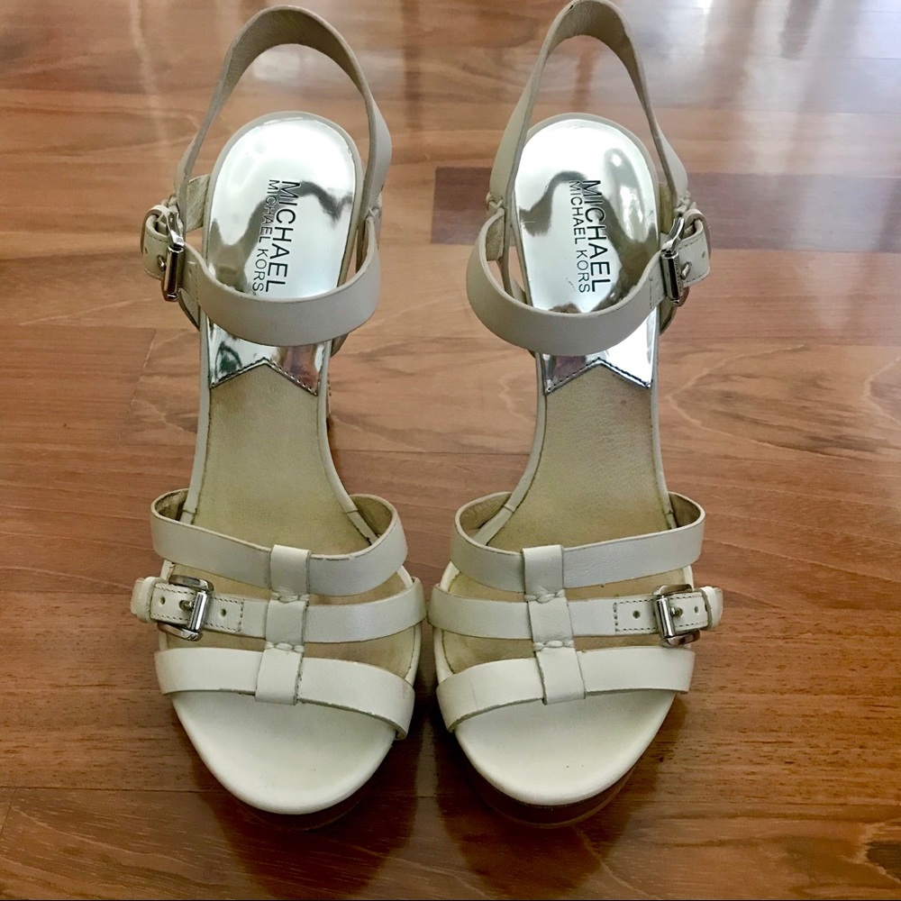Michael Michael Kors Leather Heels- Ivory